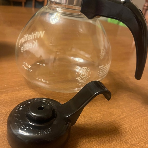Whistling Tea Kettle - Picture 2 of 4